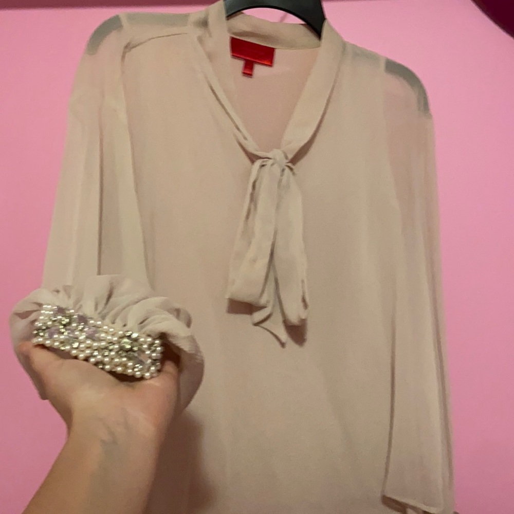 fancy Jennifer Lopez blouse